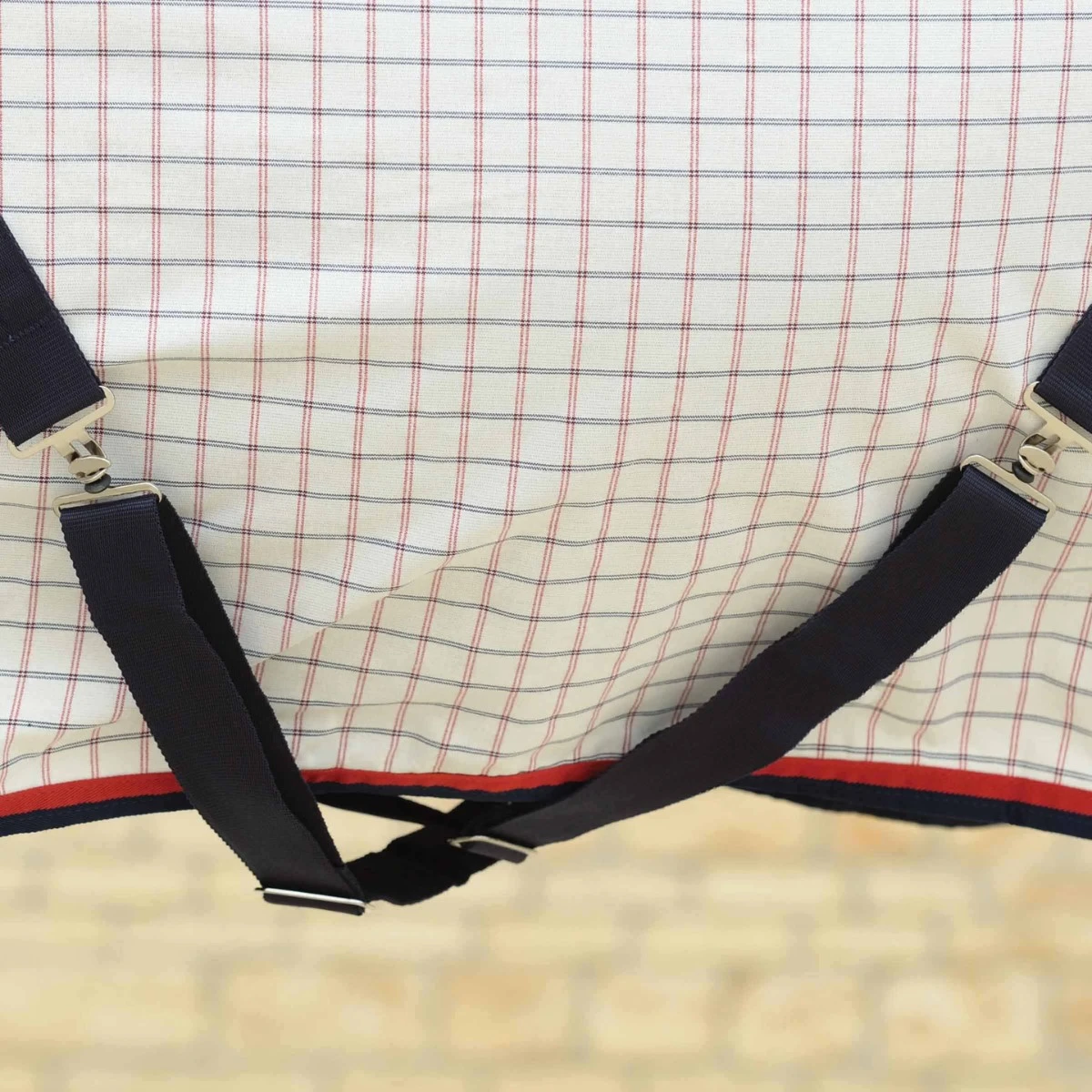 Weatherbeeta Summer Sheet Lite III Standard Neck (White/Navy/Red) - Image 4