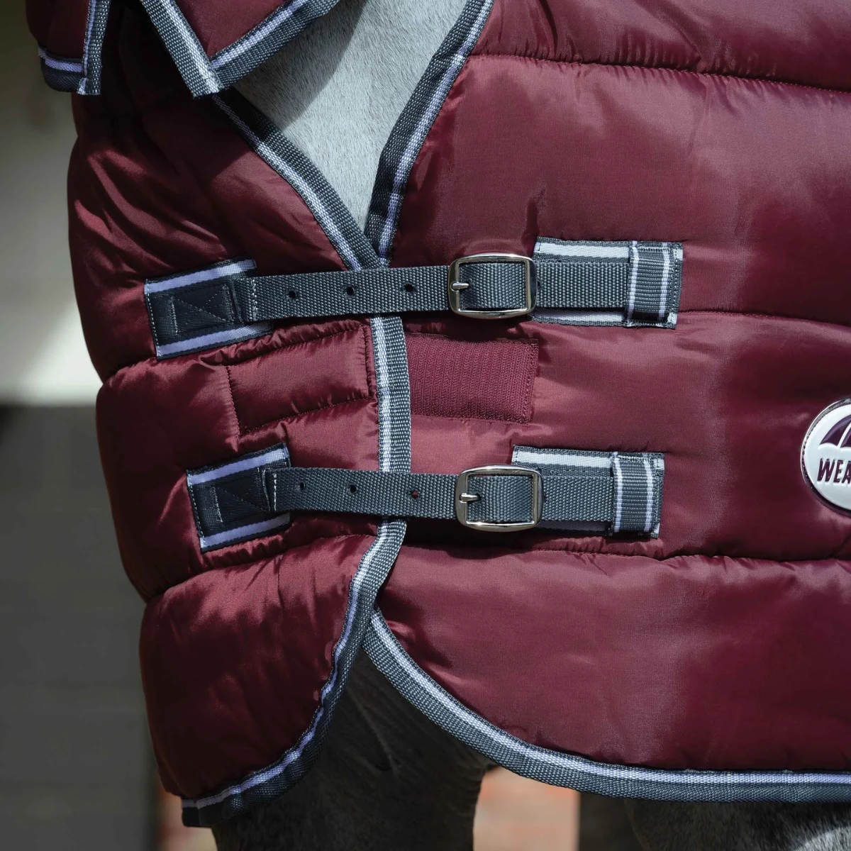 Weatherbeeta ComfiTec 210D Channel Quilt Stable Rug Combo 250g Medium (Grey/Lime) - Image 7