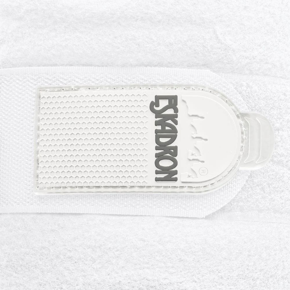 Eskadron Classic Fleece Bandages (White) - Image 2