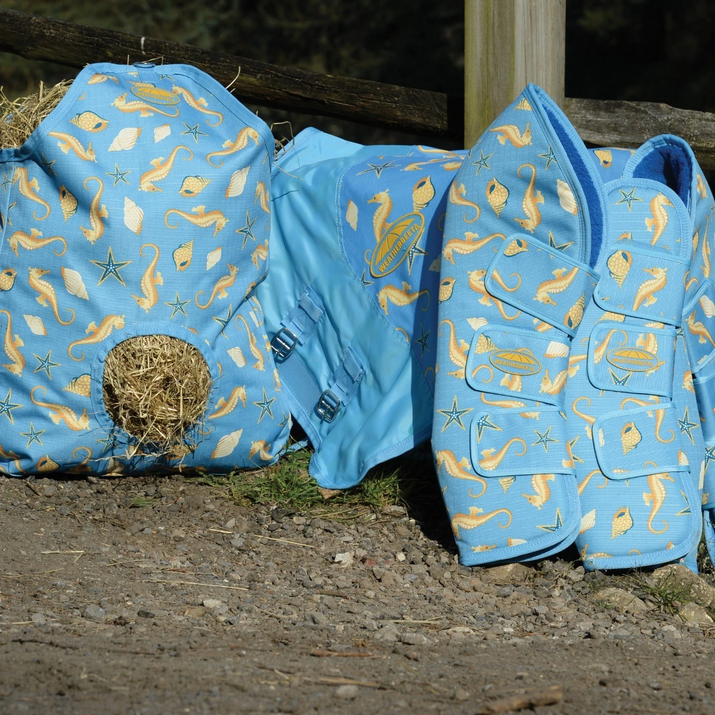 Weatherbeeta Comfitec Essential Turnout Standard Neck 0g Lite (Seahorse Print) - Image 5